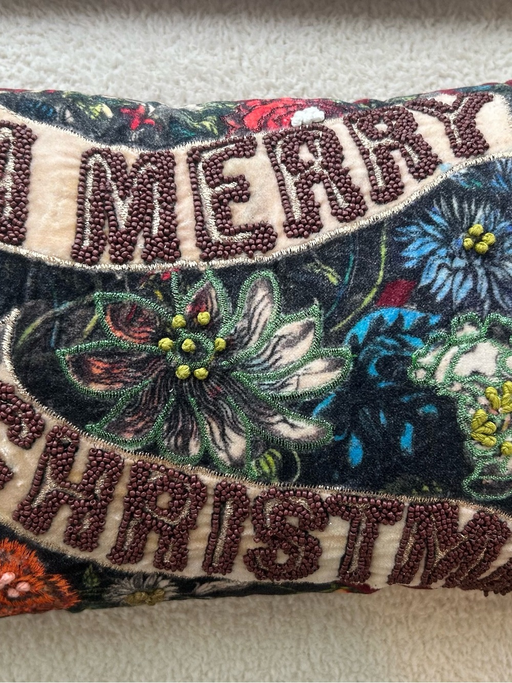 John Derian Christmas pillows - Picture 2 of 8